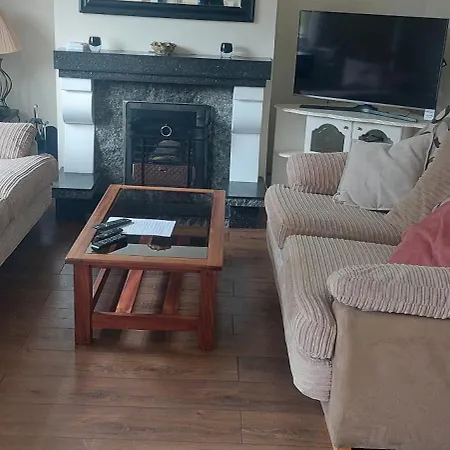 Апартаменты 0ne Bed House On Private Road Lusk