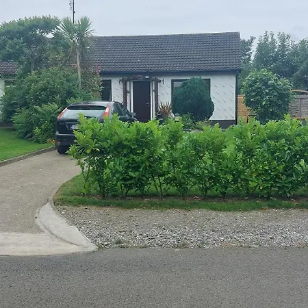 0ne Bed House On Private Road Апартаменты *